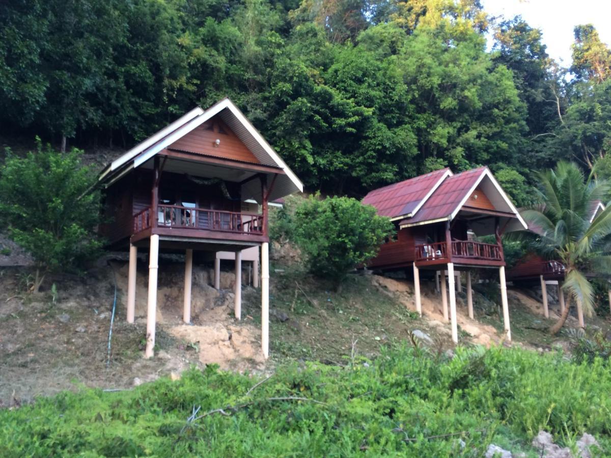 น้ำตกบังกะโล เกาะยาวน้อย ภายนอก รูปภาพ